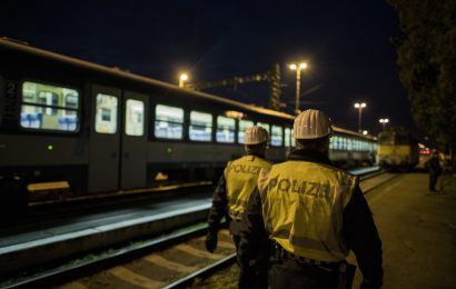 匈牙利今年迄今已阻止超過 54,000 人非法移民越境